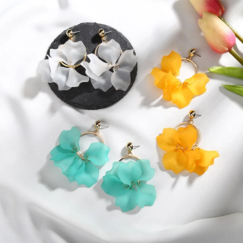 New Arrival Colorful Plastic Petals Dangle Earrings