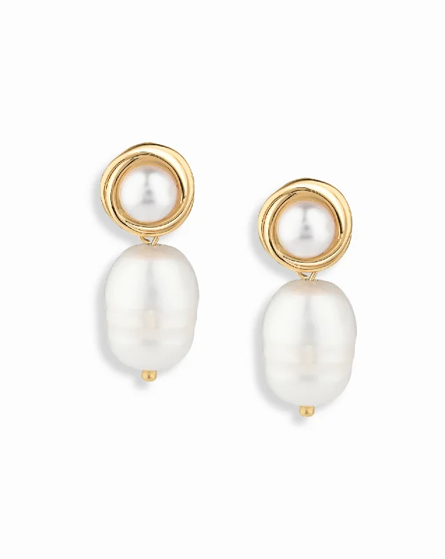 Clara Pearl Earrings