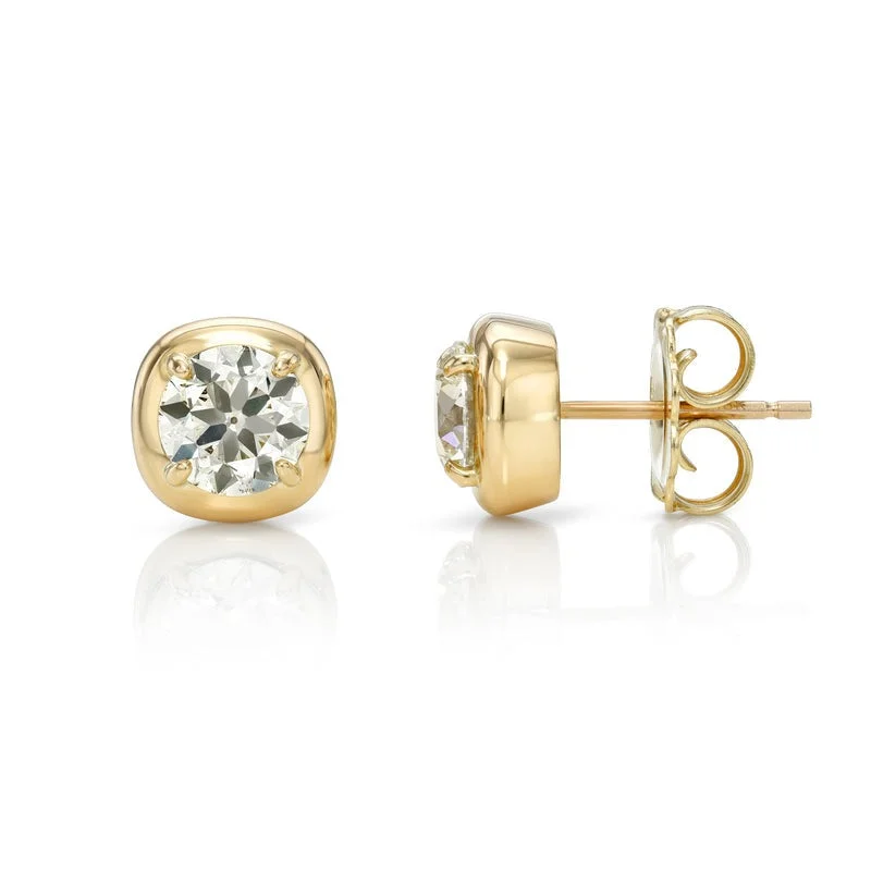 Single Stone Cori Stud Earrings